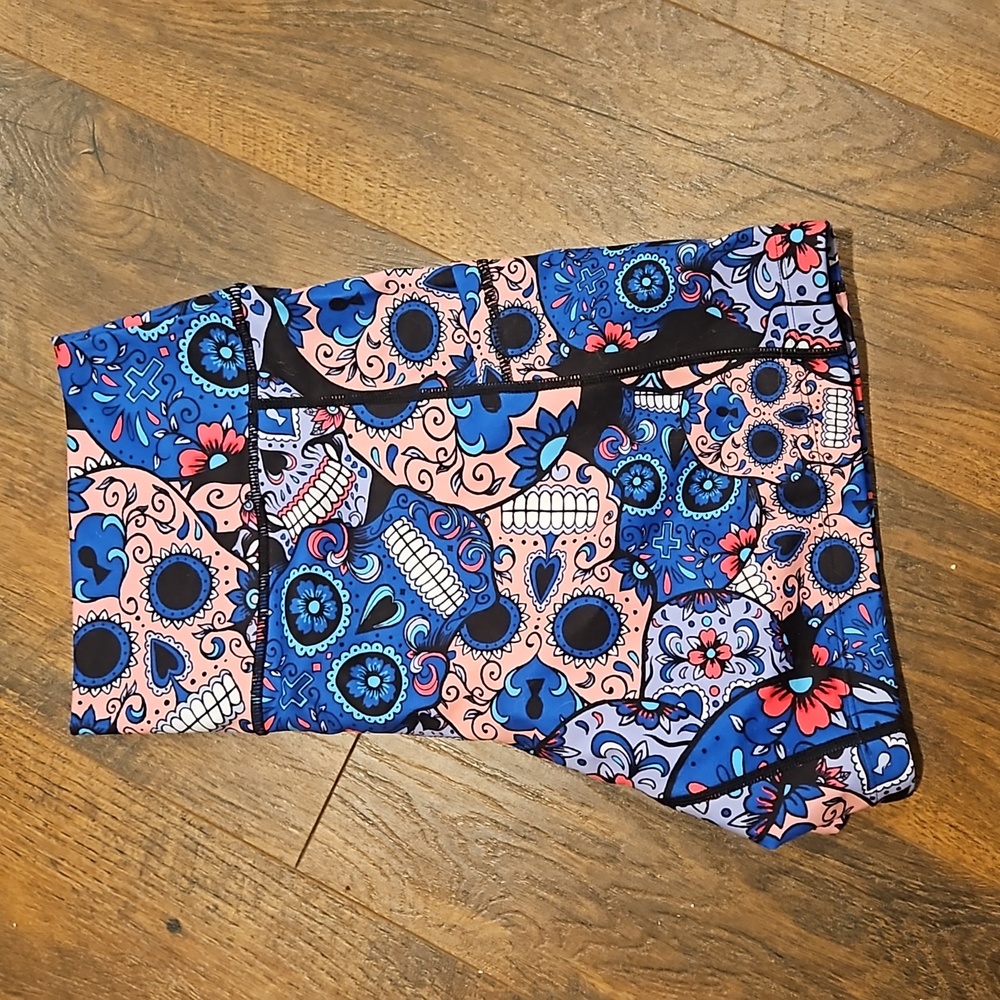 Cotton candy skulls CVG shorts